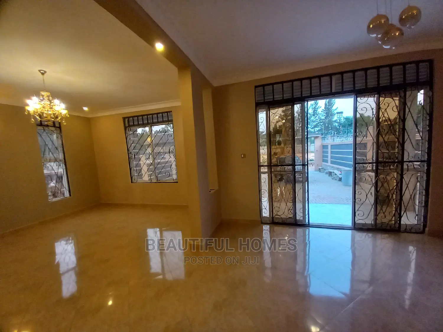 Furnished 4bdrm Duplex in Minister'S Village, Kira for Sale in Kira