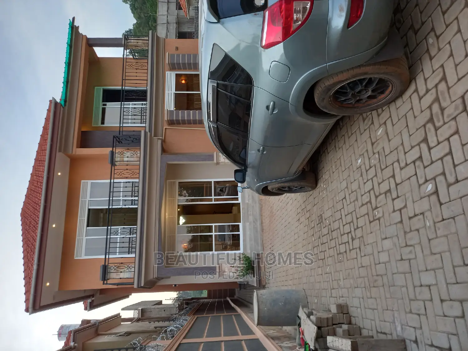 Furnished 4bdrm House in Kira Diplomat for Sale in Kira