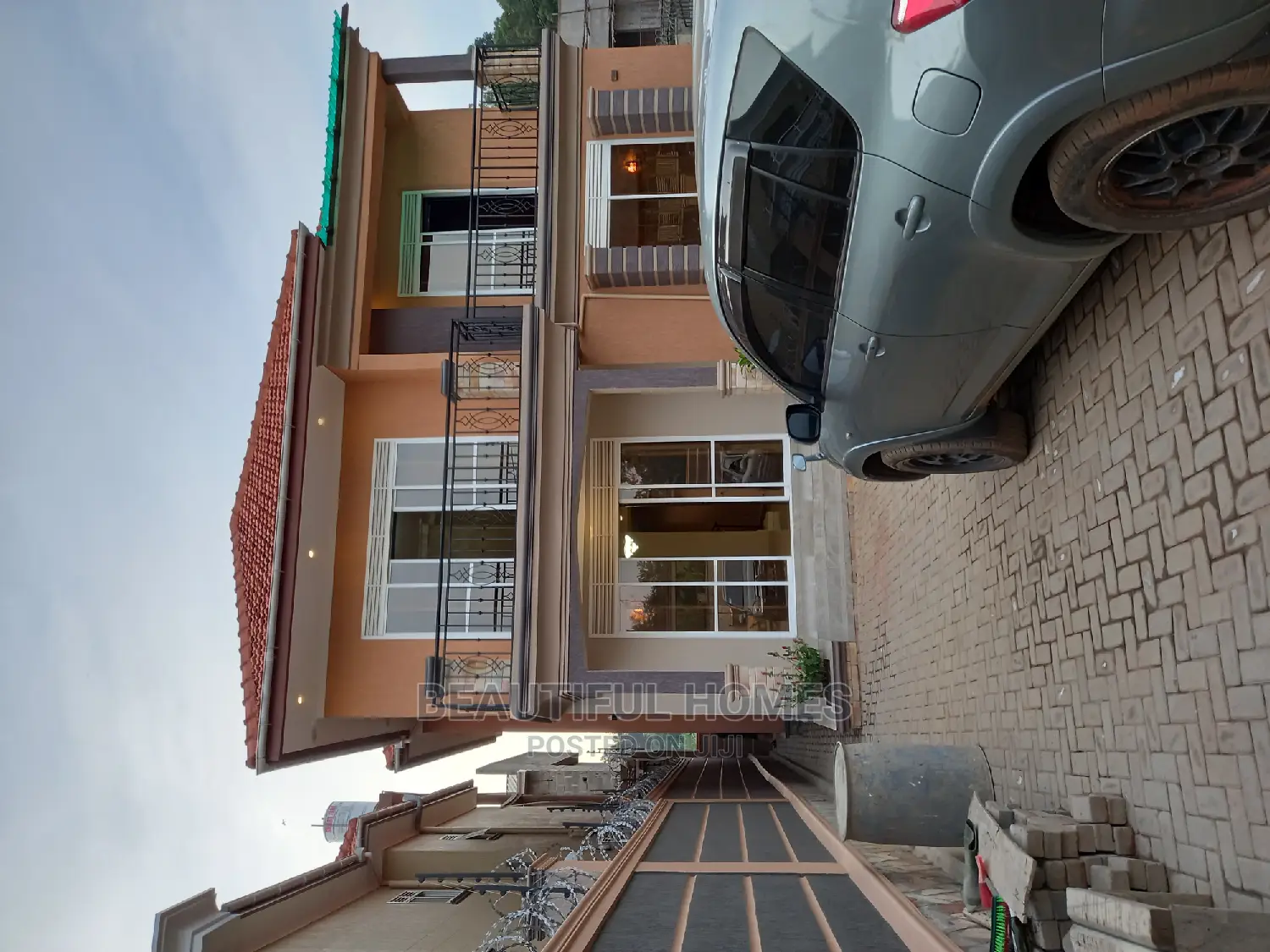 Furnished 4bdrm House in Kira Diplomat for Sale in Kira