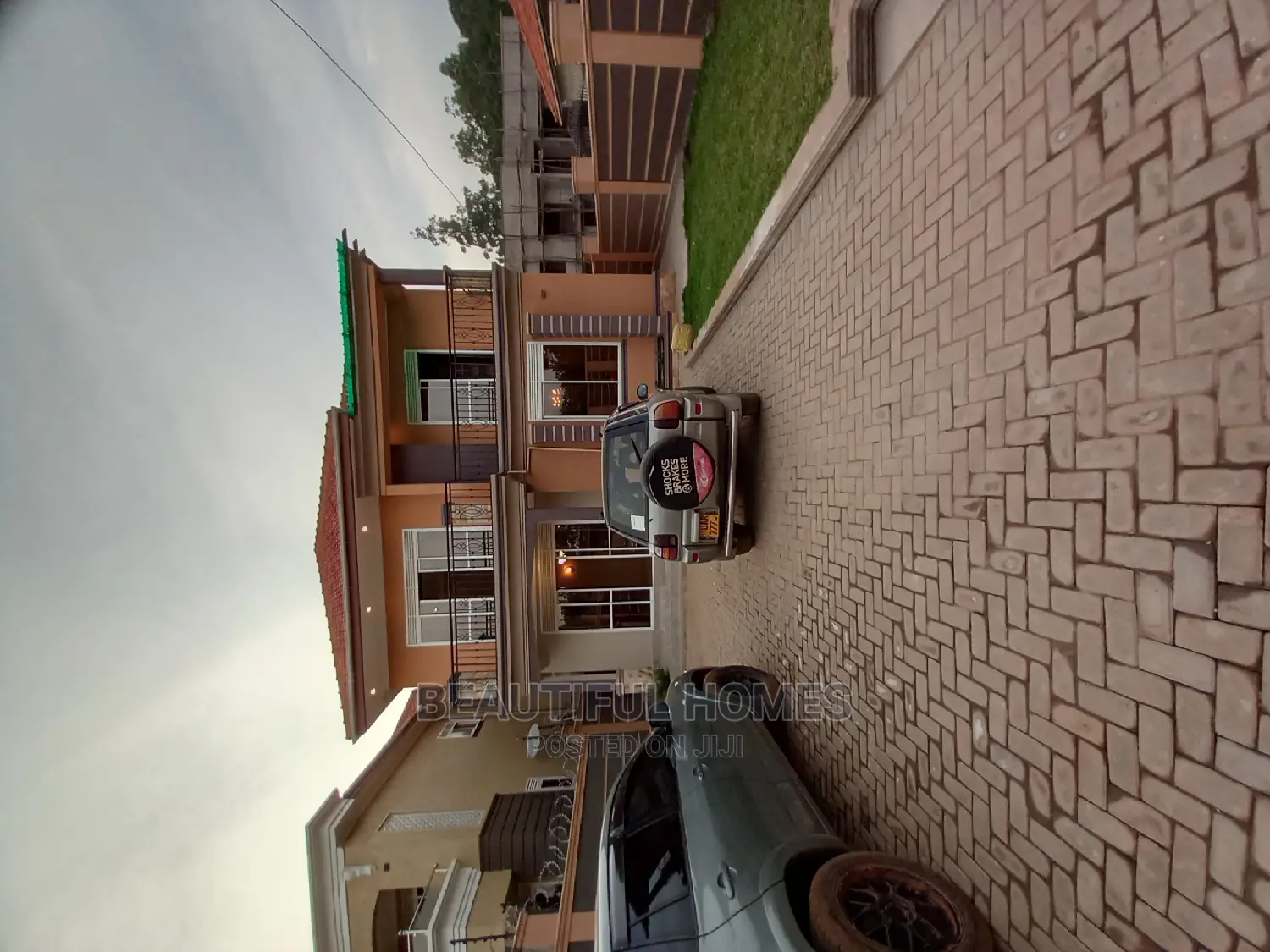 Furnished 4bdrm Duplex in Kira Wealthy for Sale in Kira