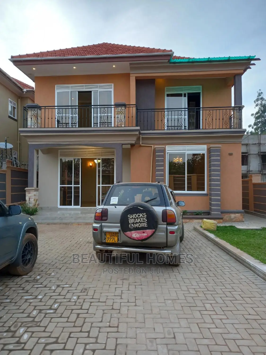 Furnished 4bdrm Duplex in Kira Wealthy for Sale in Kira