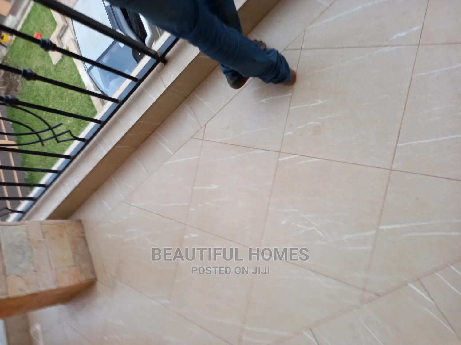 Furnished 4bdrm Duplex in Kira Wealthy for Sale in Kira