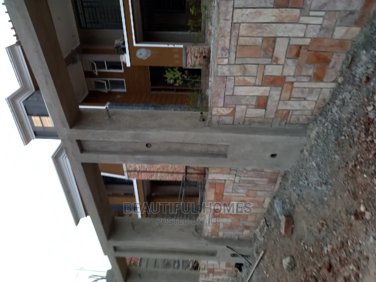 Furnished 5bdrm Mansion in Kira for Sale in Kira