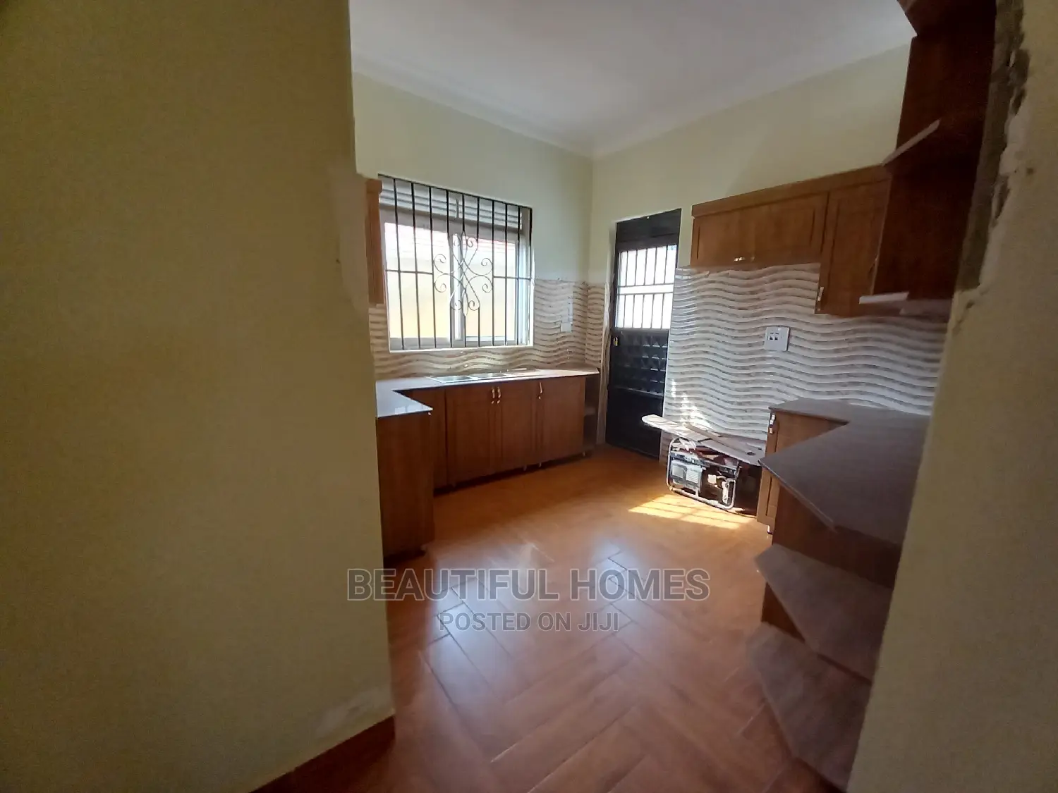 Furnished 4bdrm House in Ministers Estate, Kira for Sale in Kira