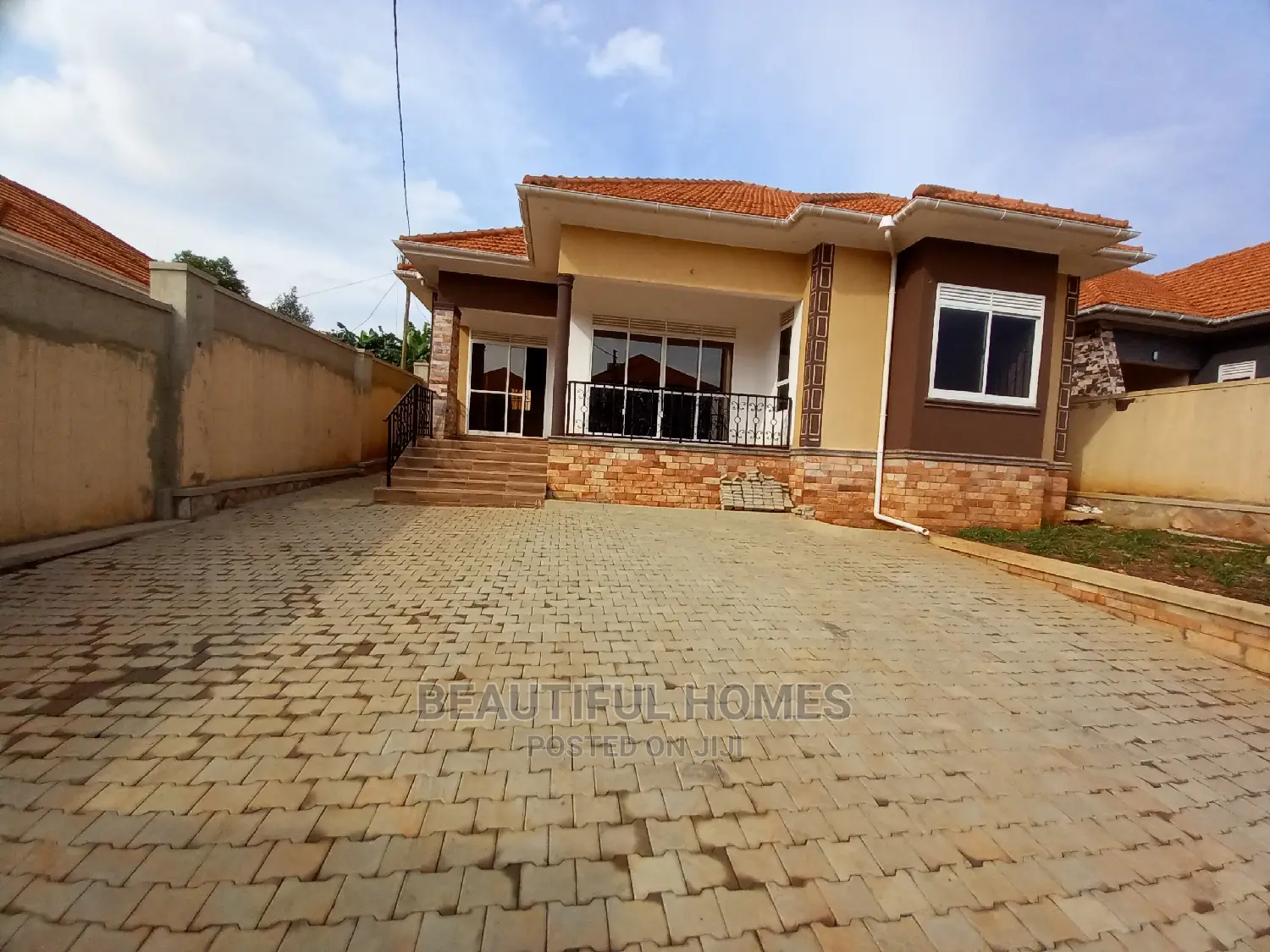 Furnished 4bdrm House in Kira for Sale in Kira