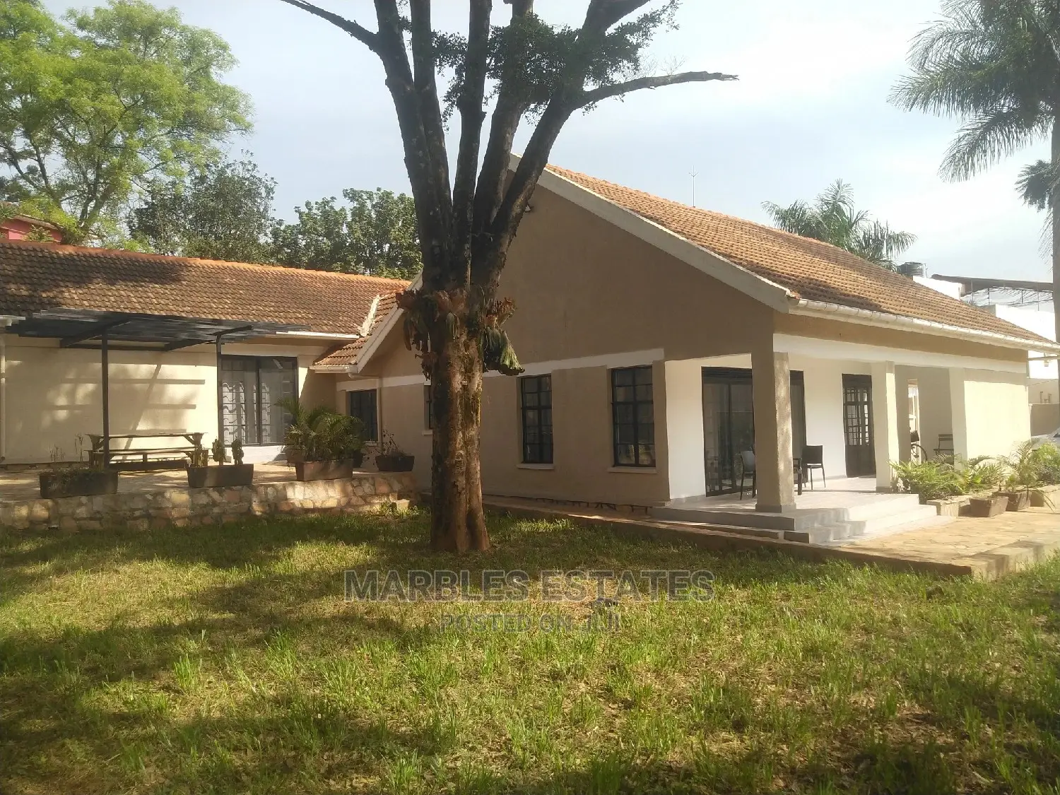 4bdrm Bungalow in Naguru, Central Division for Rent in Central Division