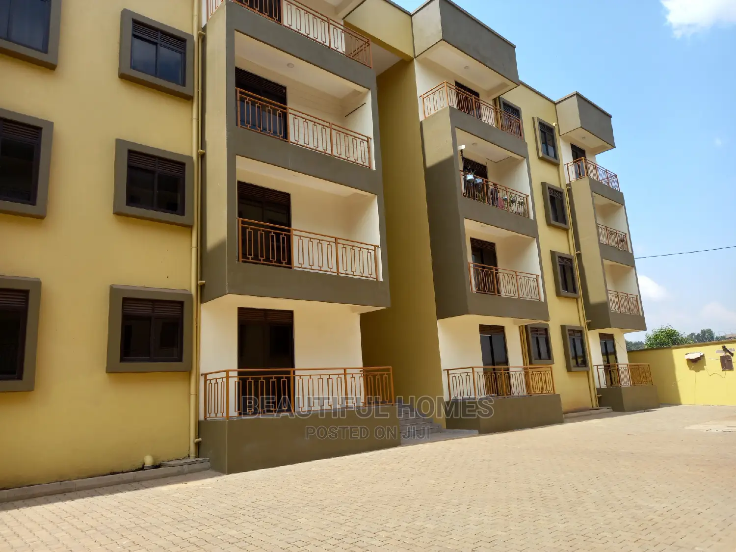 Furnished 2bdrm Condo in Bukoto, Central Division for Sale in Central Division