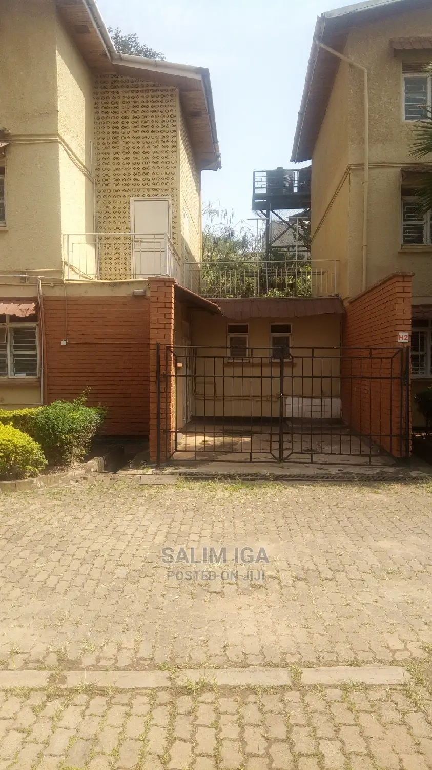 4bdrm Duplex in Kololo Property, Central Division for Rent in Central Division