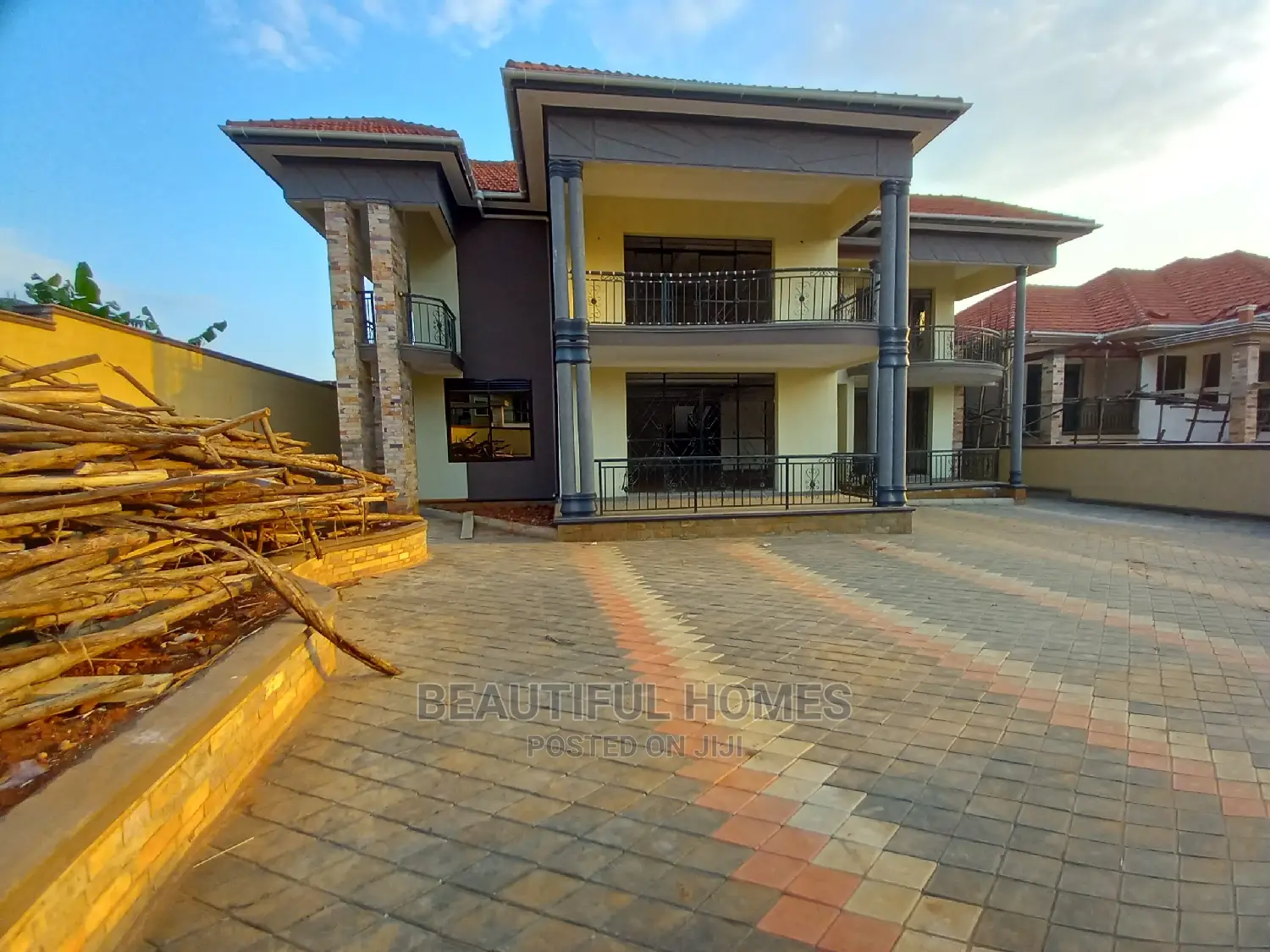 Furnished 6bdrm Mansion in Najjera Prime, Central Division for Sale in Central Division