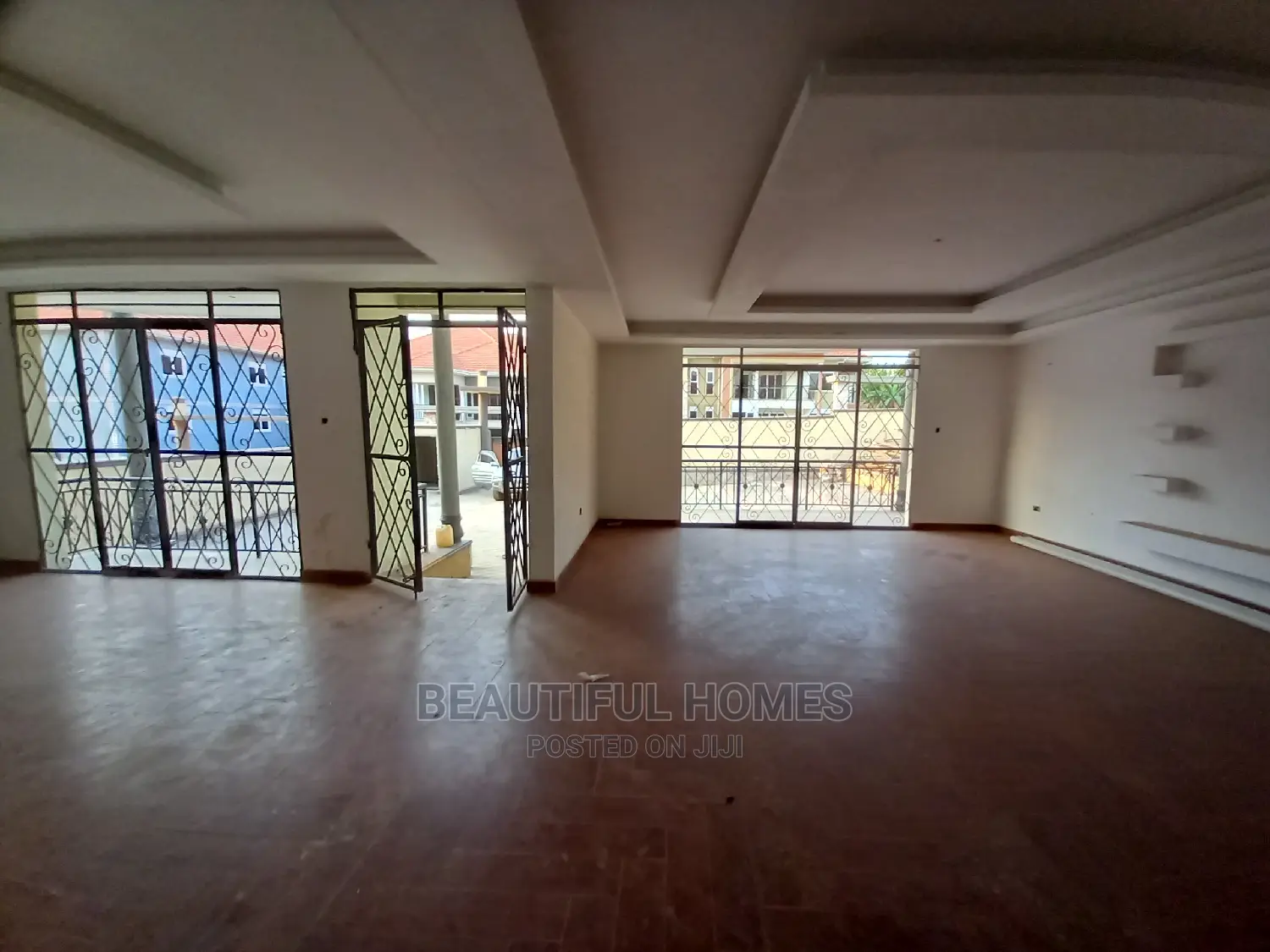 Furnished 6bdrm Mansion in Corporate Class, Central Division for Sale in Central Division