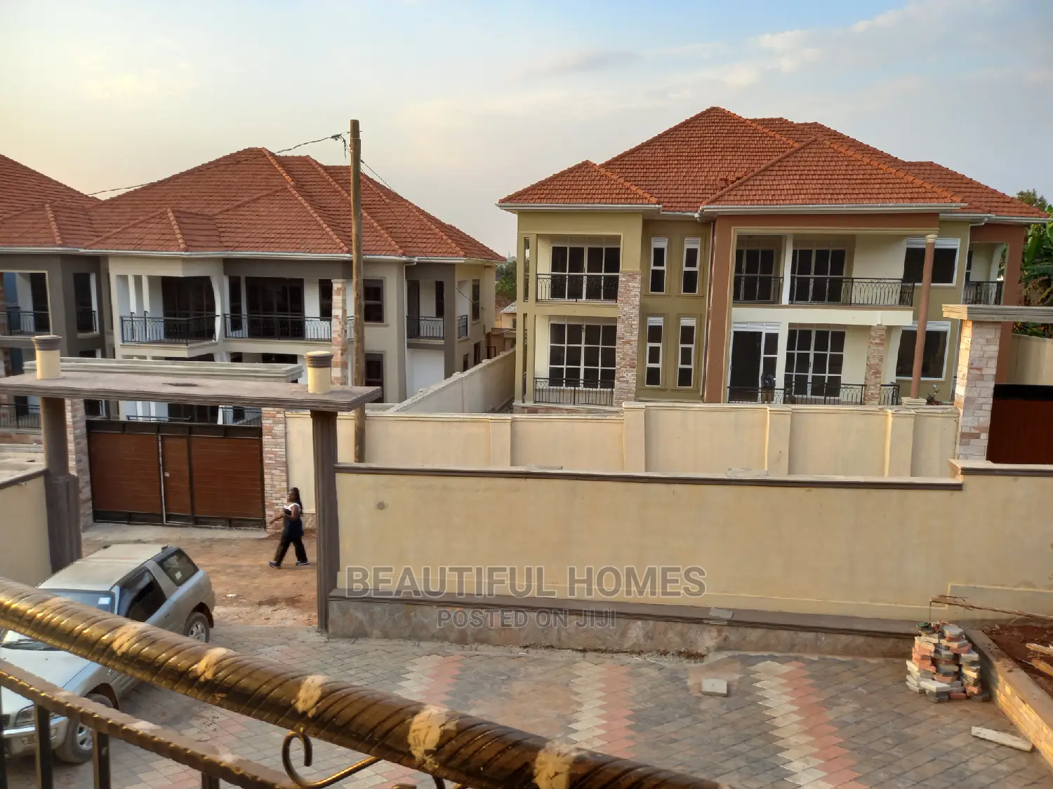 Furnished 6bdrm House in One Class, Central Division for Sale in Central Division