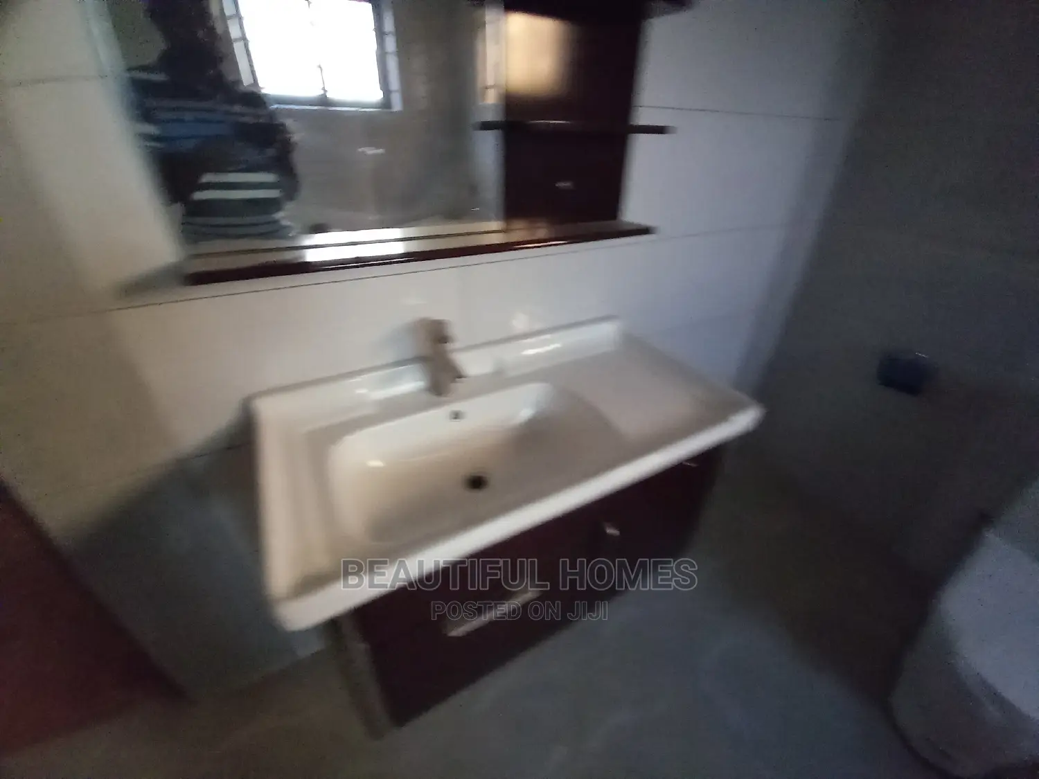 Furnished 6bdrm Mansion in Diplomat Estate, Kira for Sale in Kira