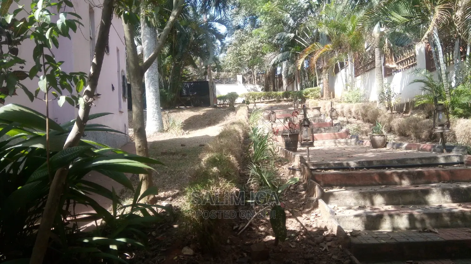 4bdrm Bungalow in Kololo Property, Central Division for Rent in Central Division