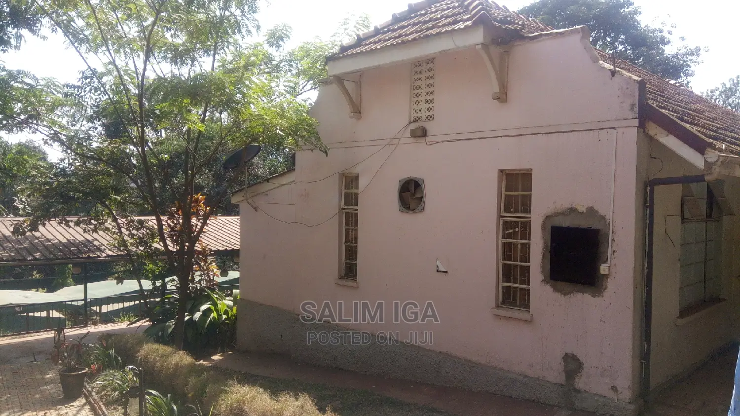 4bdrm Bungalow in Kololo Property, Central Division for Rent in Central Division