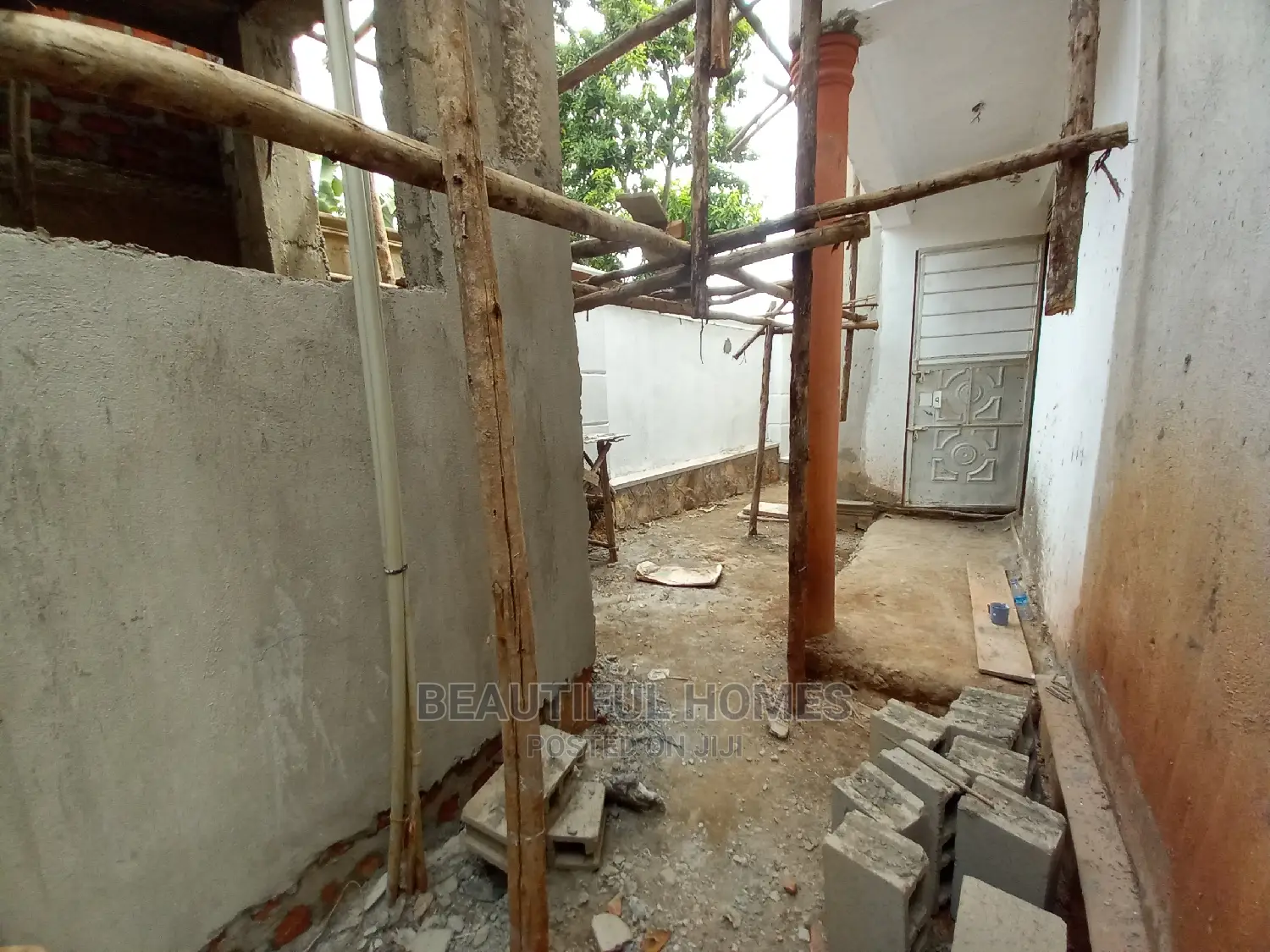 Furnished 6bdrm House in Kira Rich Zone for Sale in Kira
