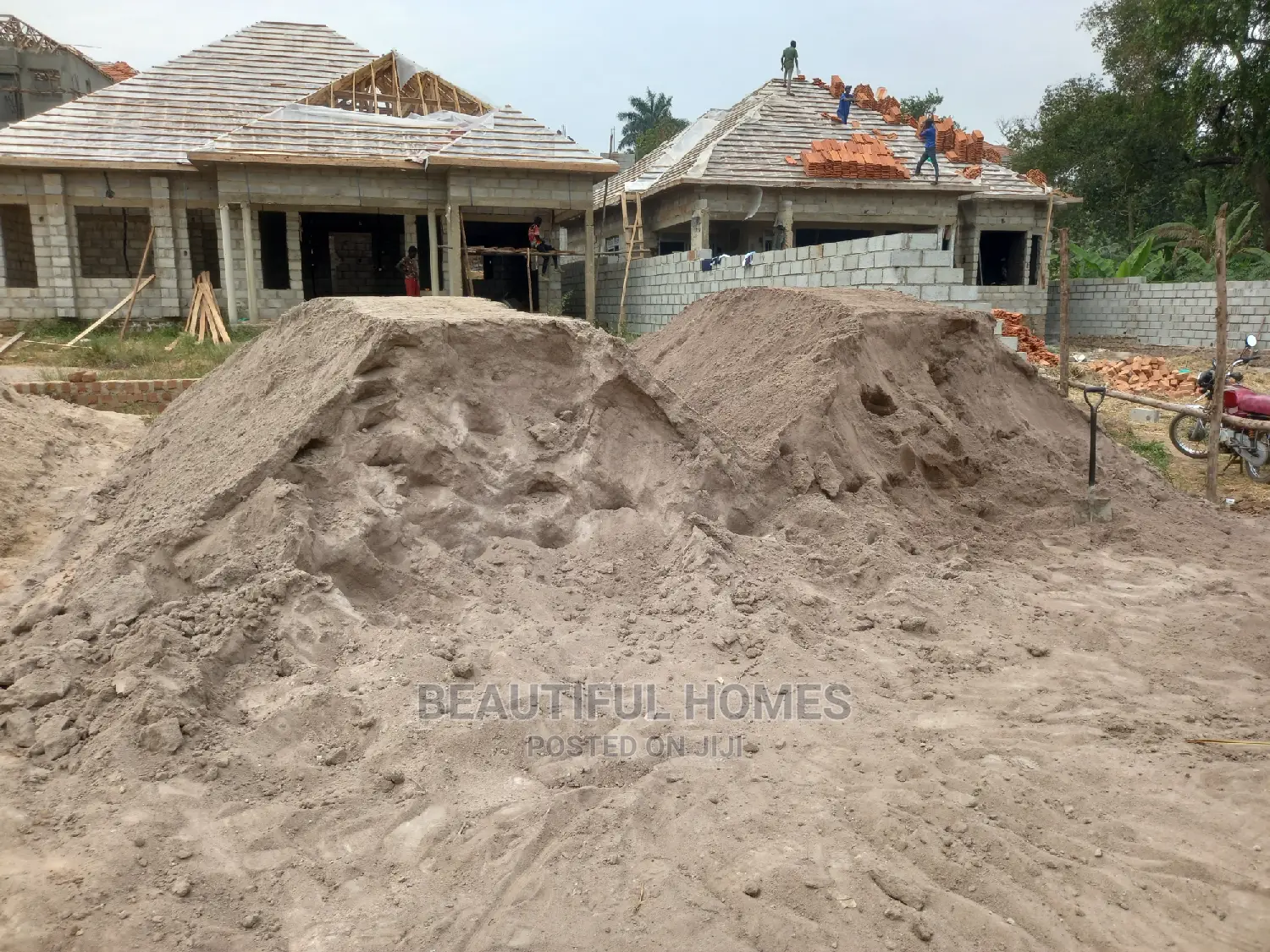 Furnished 4bdrm House in Kira for Sale in Kira