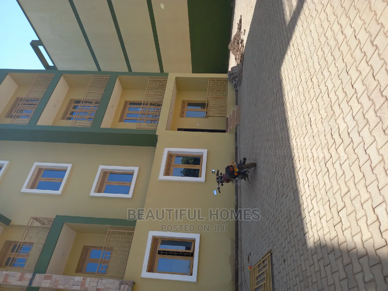 Furnished 2bdrm Condo in Bukoto, Central Division for Sale in Central Division