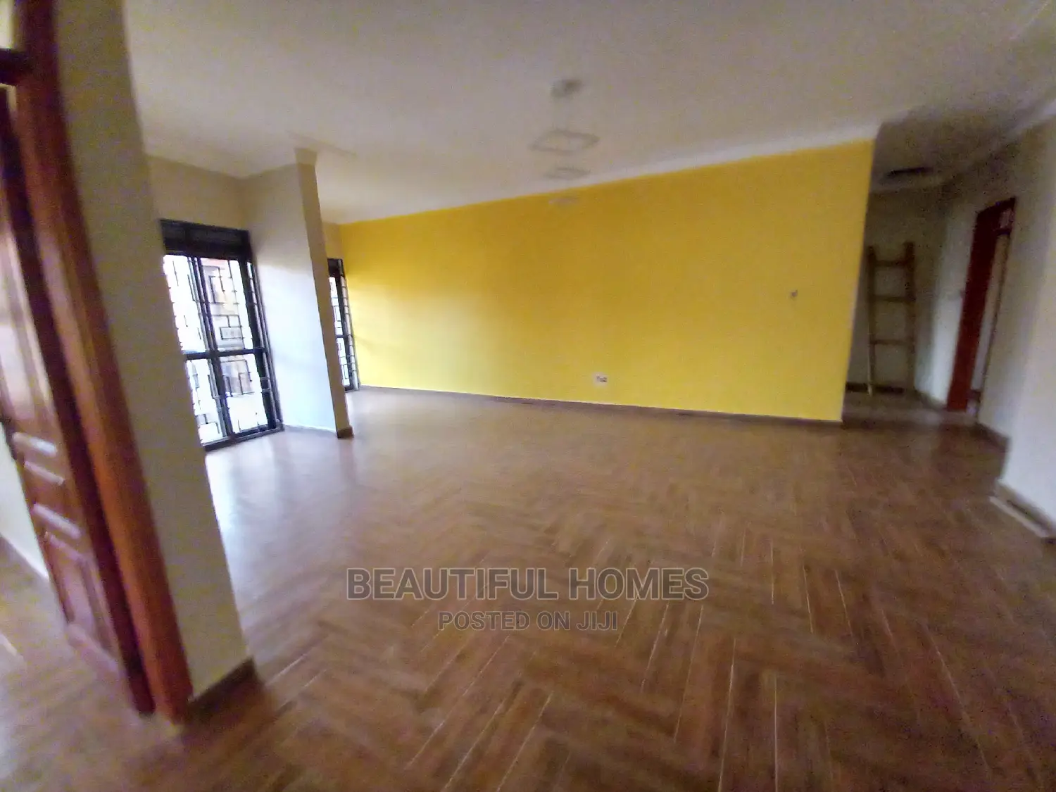 Furnished 6bdrm Mansion in Palatial Estate, Kira for Sale in Kira