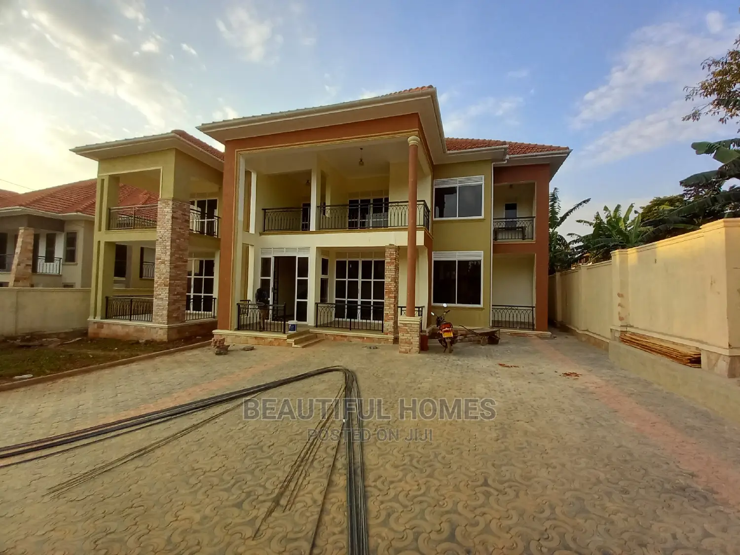 Furnished 6bdrm House in Najjera, Nakawa for Sale in Nakawa