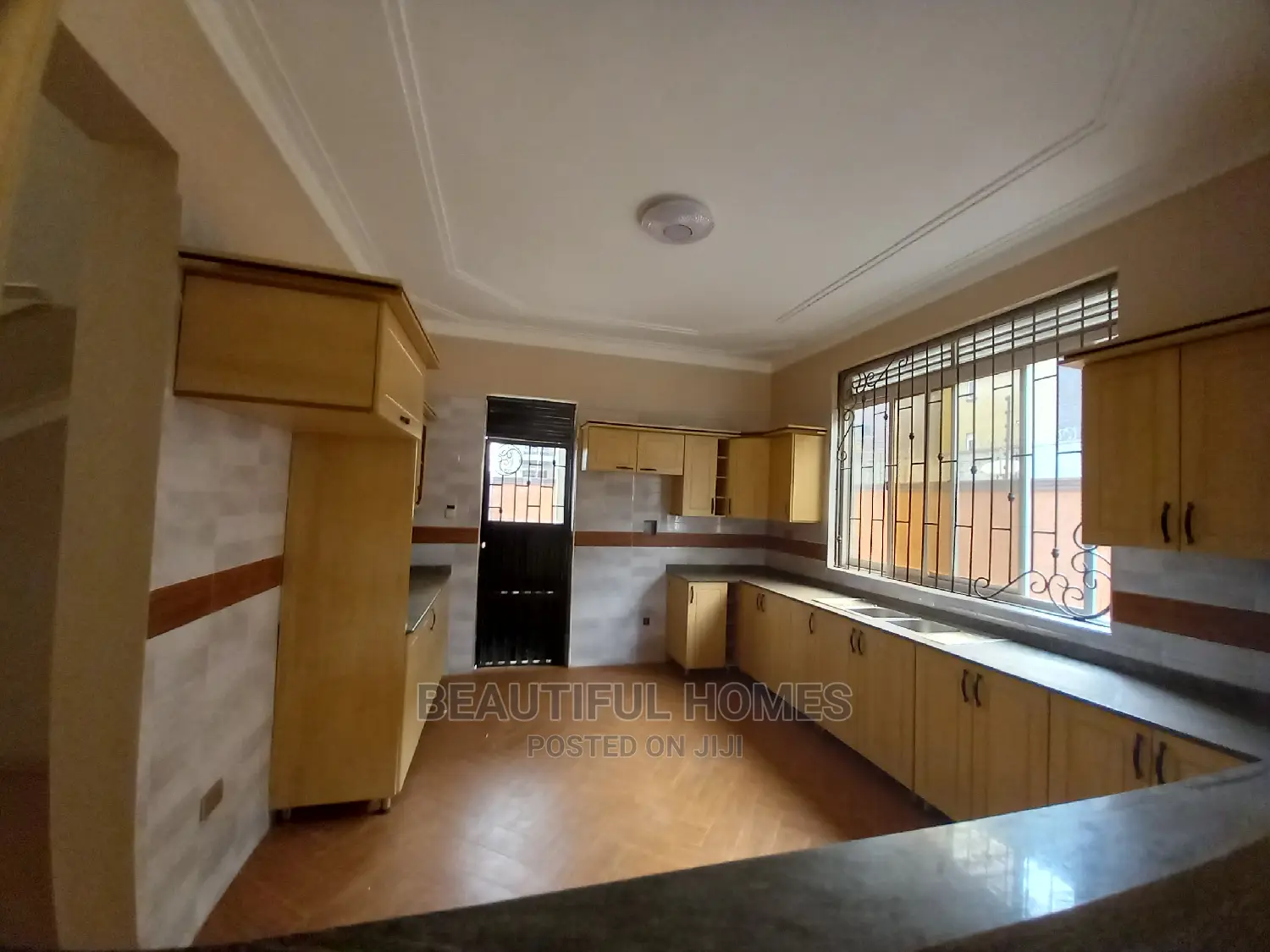 Furnished 6bdrm Mansion in Najjera Corporate, Central Division in Central Division