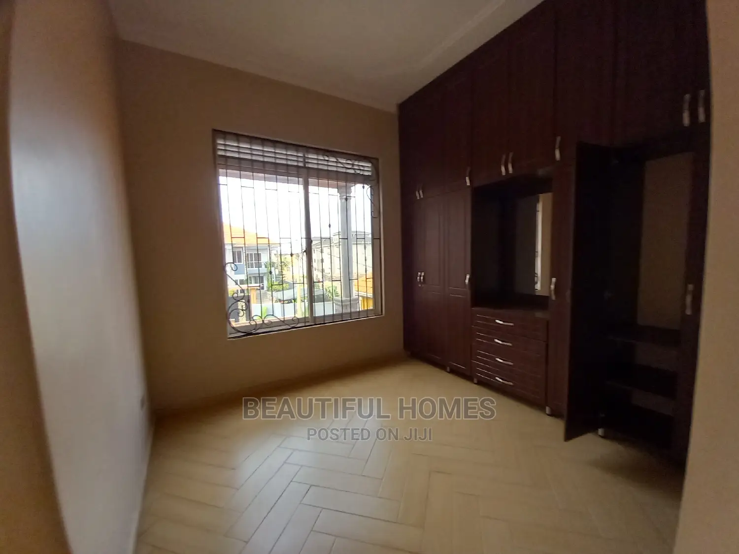 Furnished 6bdrm Mansion in Najjera Corporate, Central Division in Central Division