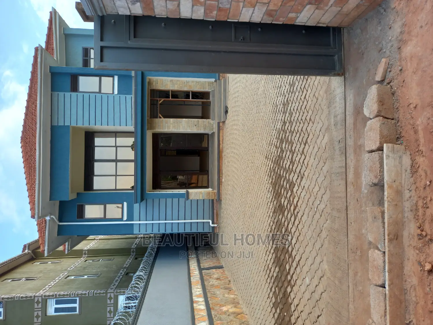 Furnished 4bdrm Duplex in Najjera, Central Division for Sale in Central Division