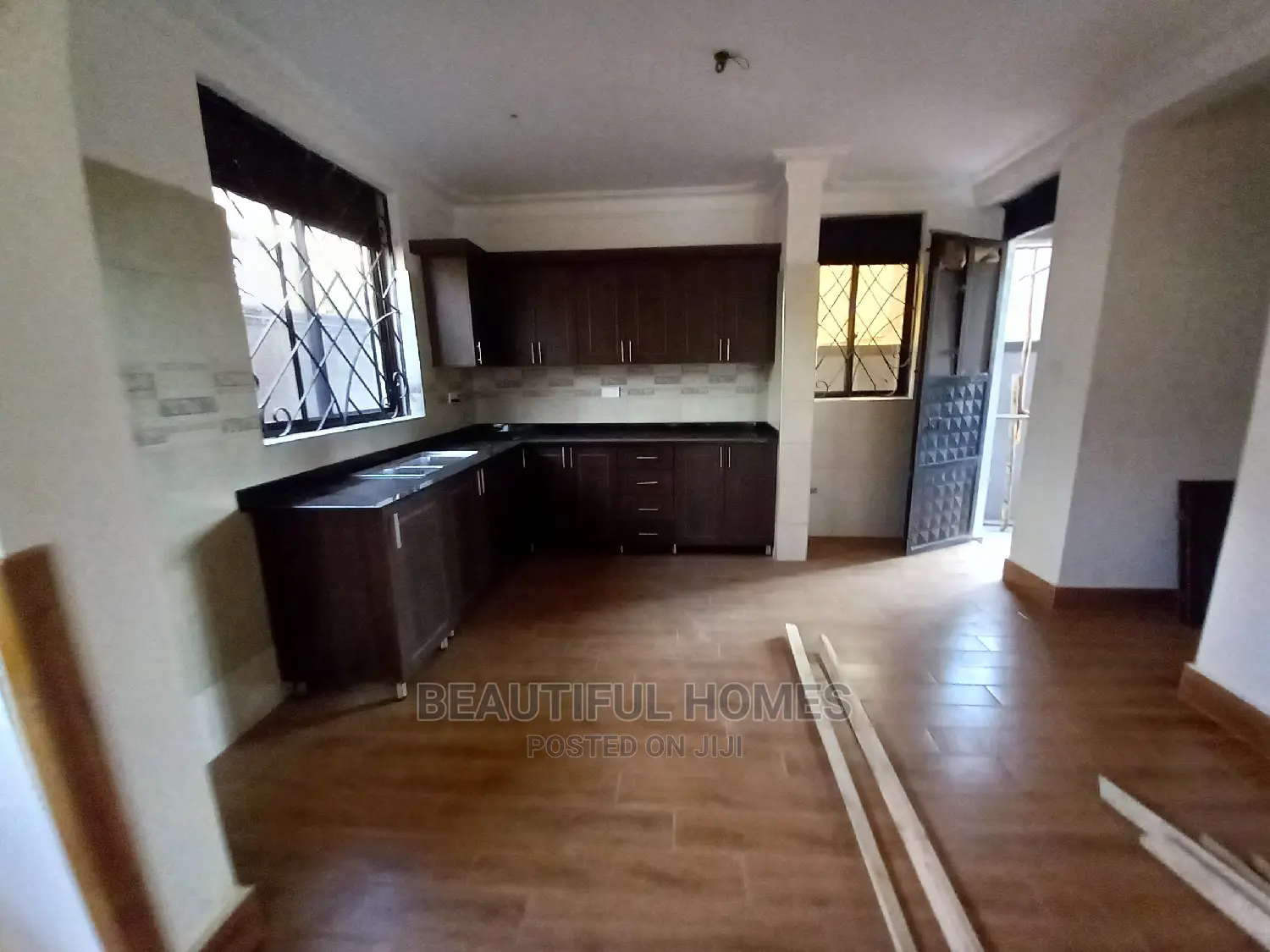 Furnished 4bdrm Mansion in Najjera Corporate, Kira for Sale in Kira