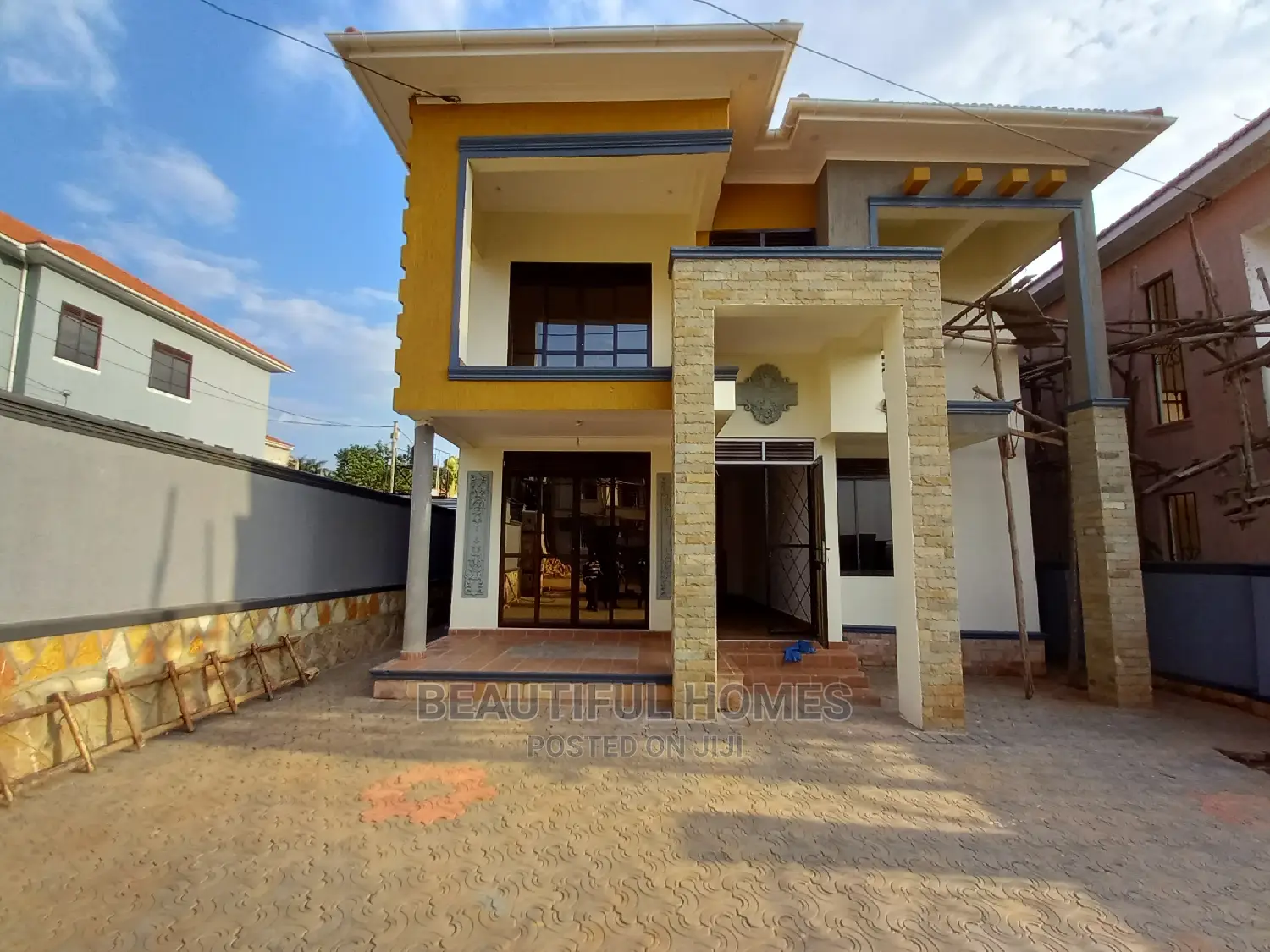 Furnished 4bdrm Mansion in Najjera Corporate, Kira for Sale in Kira