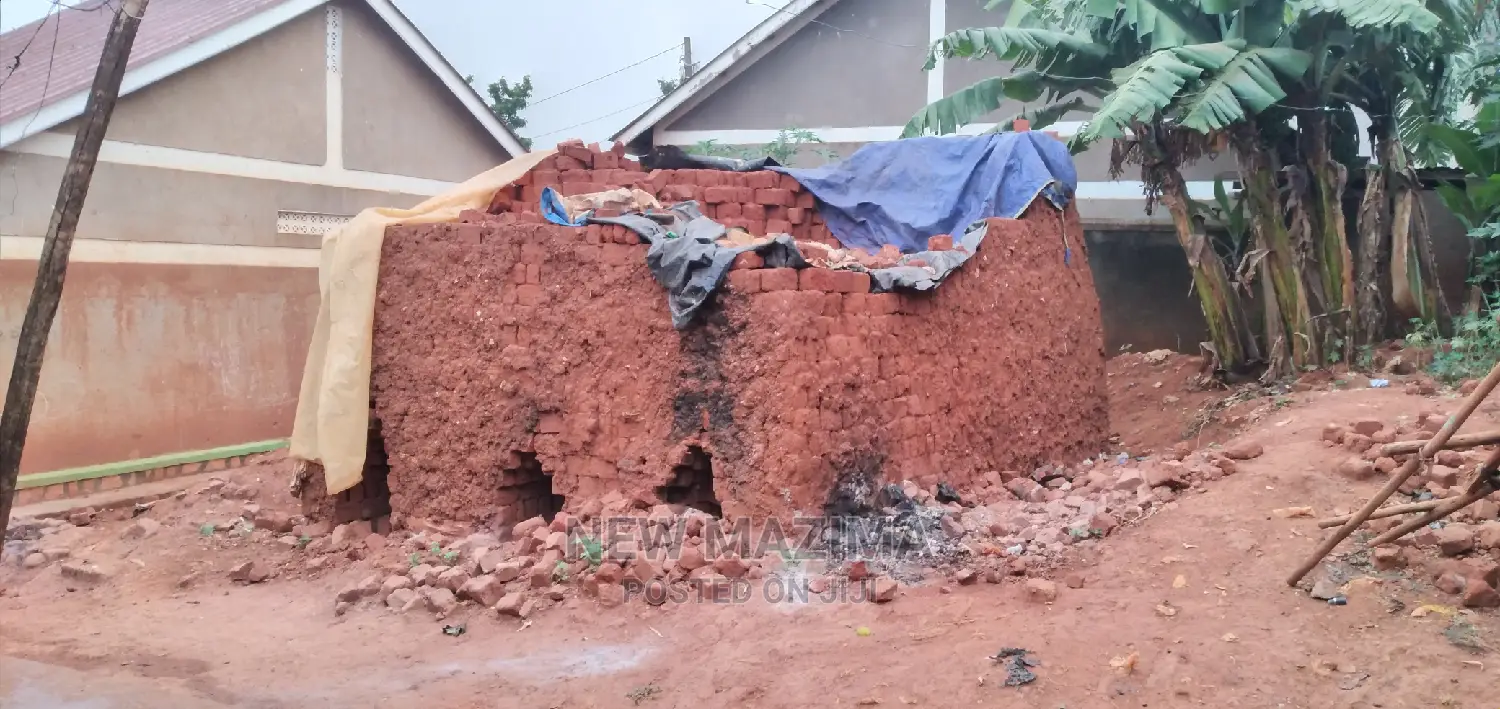 Very Beautiful Plot on Quicksale in Heart of Makindye Boston in Division A