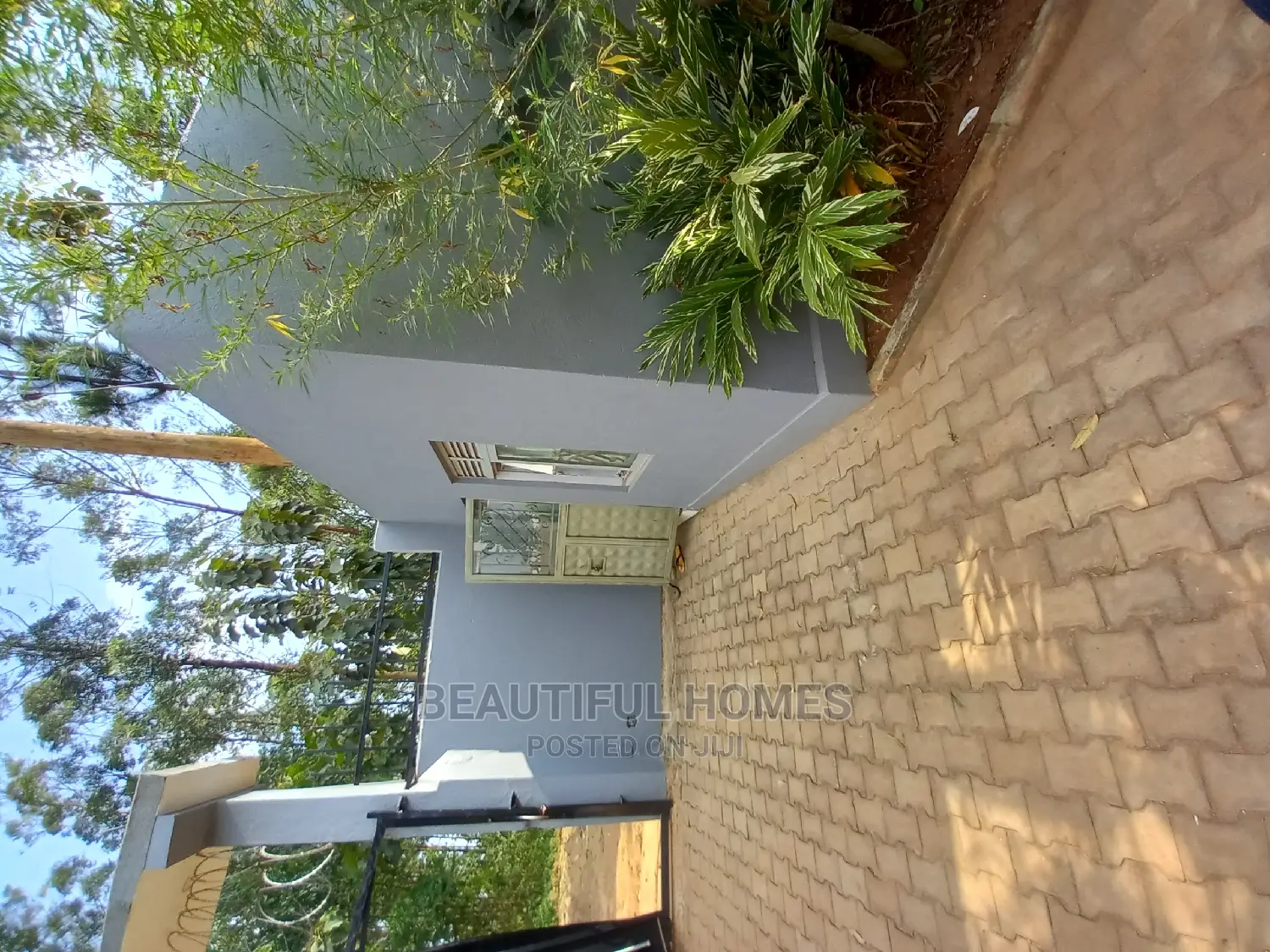 Furnished 4bdrm House in Kira for Sale in Kira