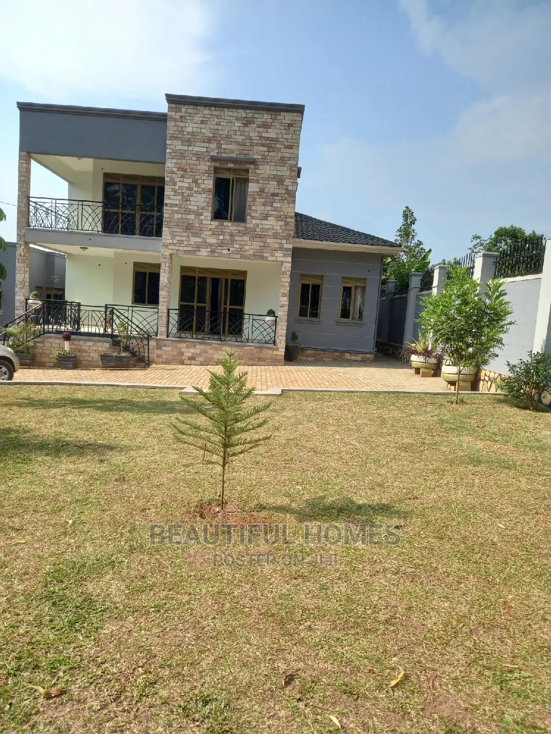 Furnished 4bdrm House in Kira for Sale in Kira