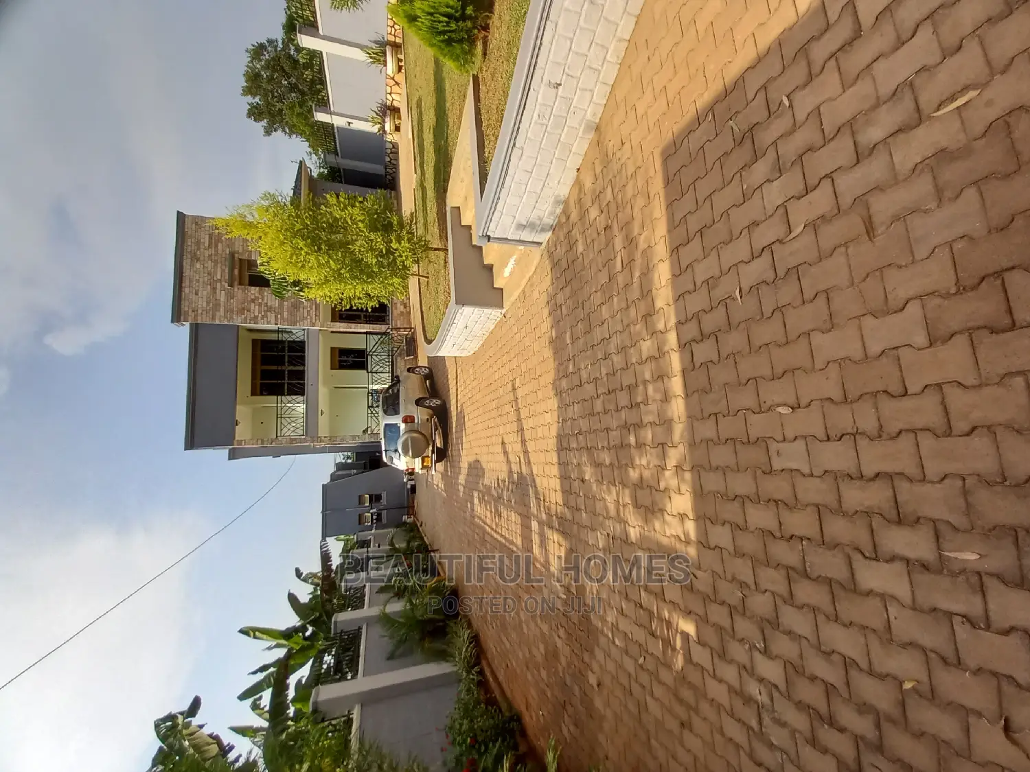 Furnished 4bdrm Duplex in Kira Nice for Sale in Kira