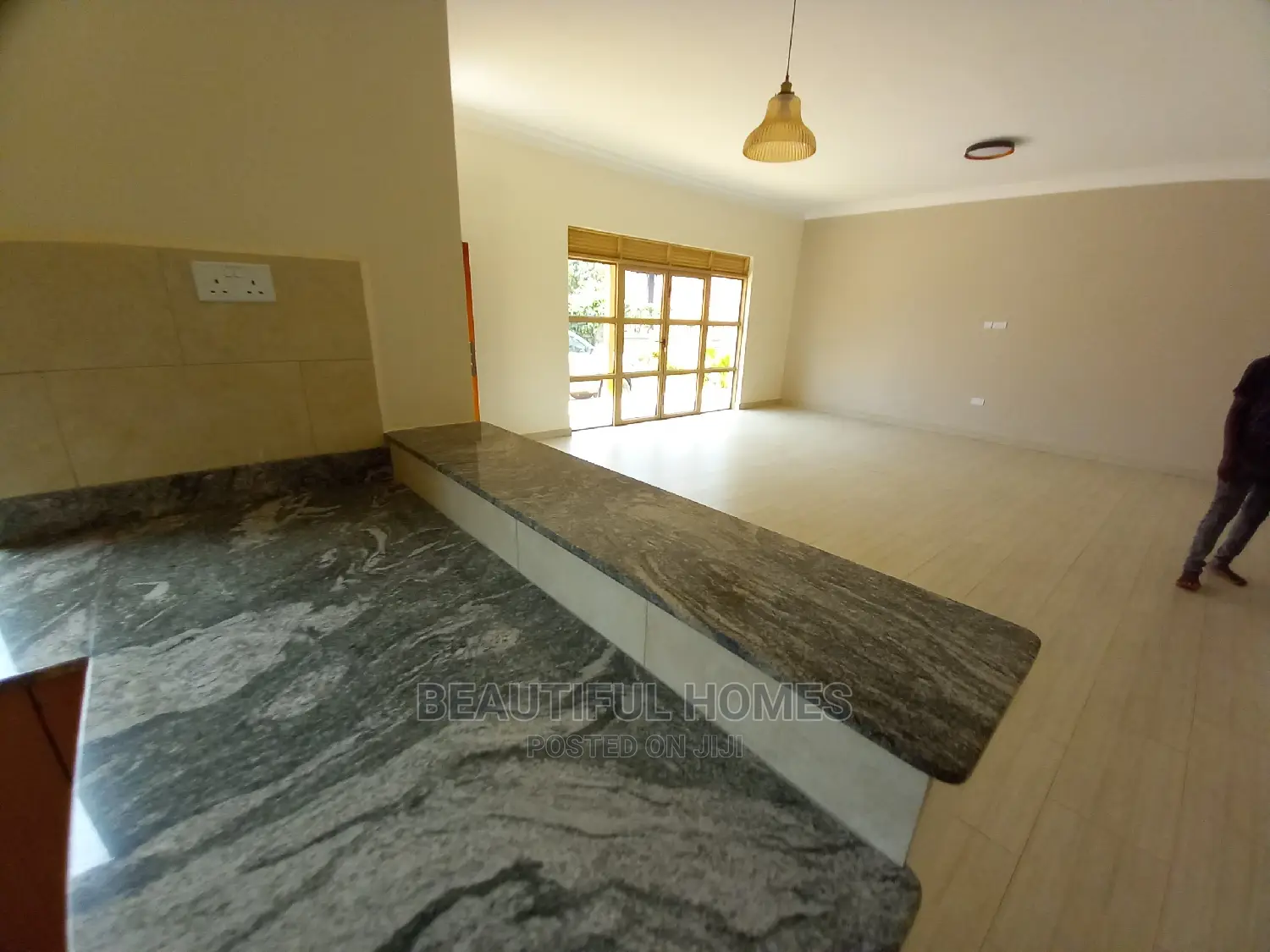 Furnished 4bdrm Bungalow in Mamerito Tarmack, Kira for Sale in Kira