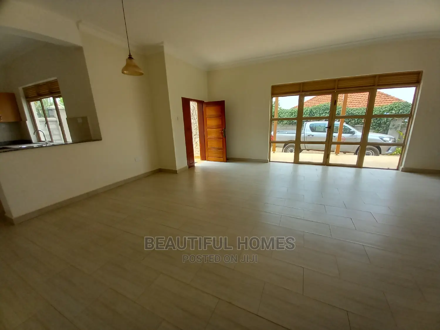 Furnished 4bdrm Bungalow in Mamerito Tarmack, Kira for Sale in Kira