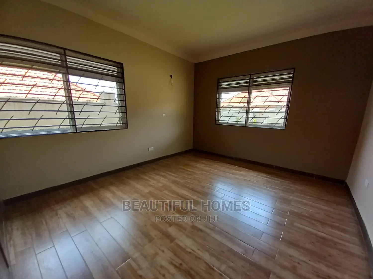 Furnished 4bdrm House in Kira for Sale in Kira
