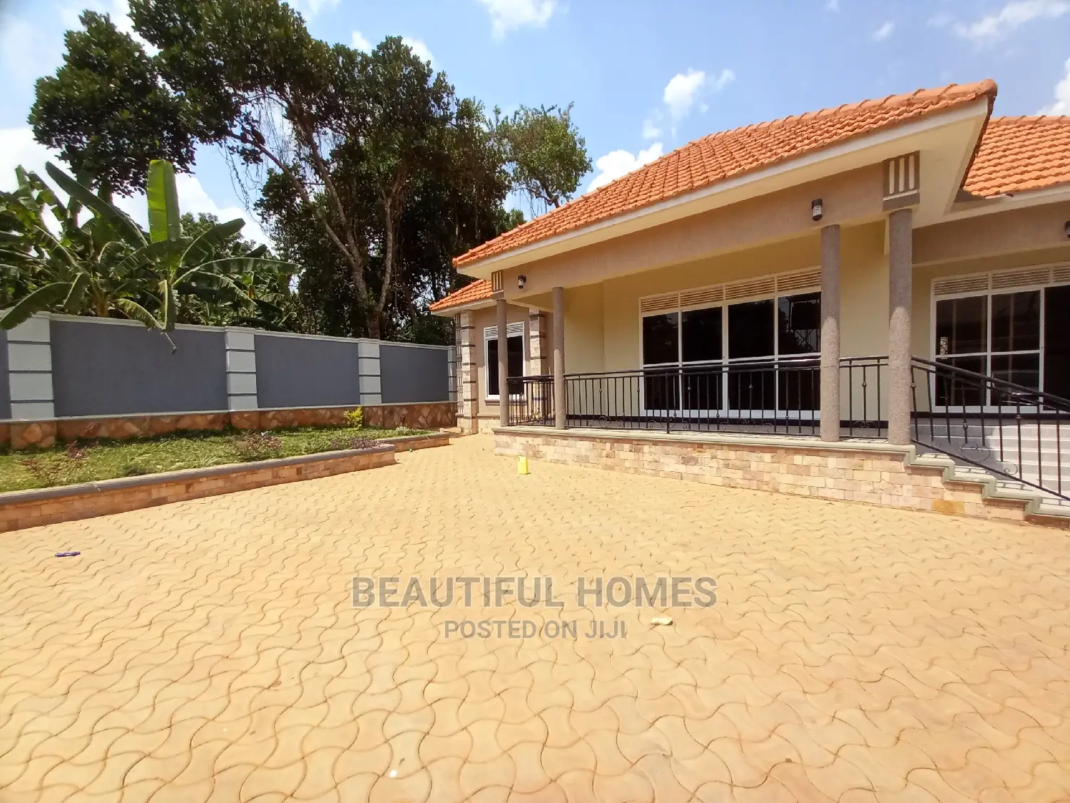 Furnished 4bdrm Bungalow in Kira for Sale in Kira