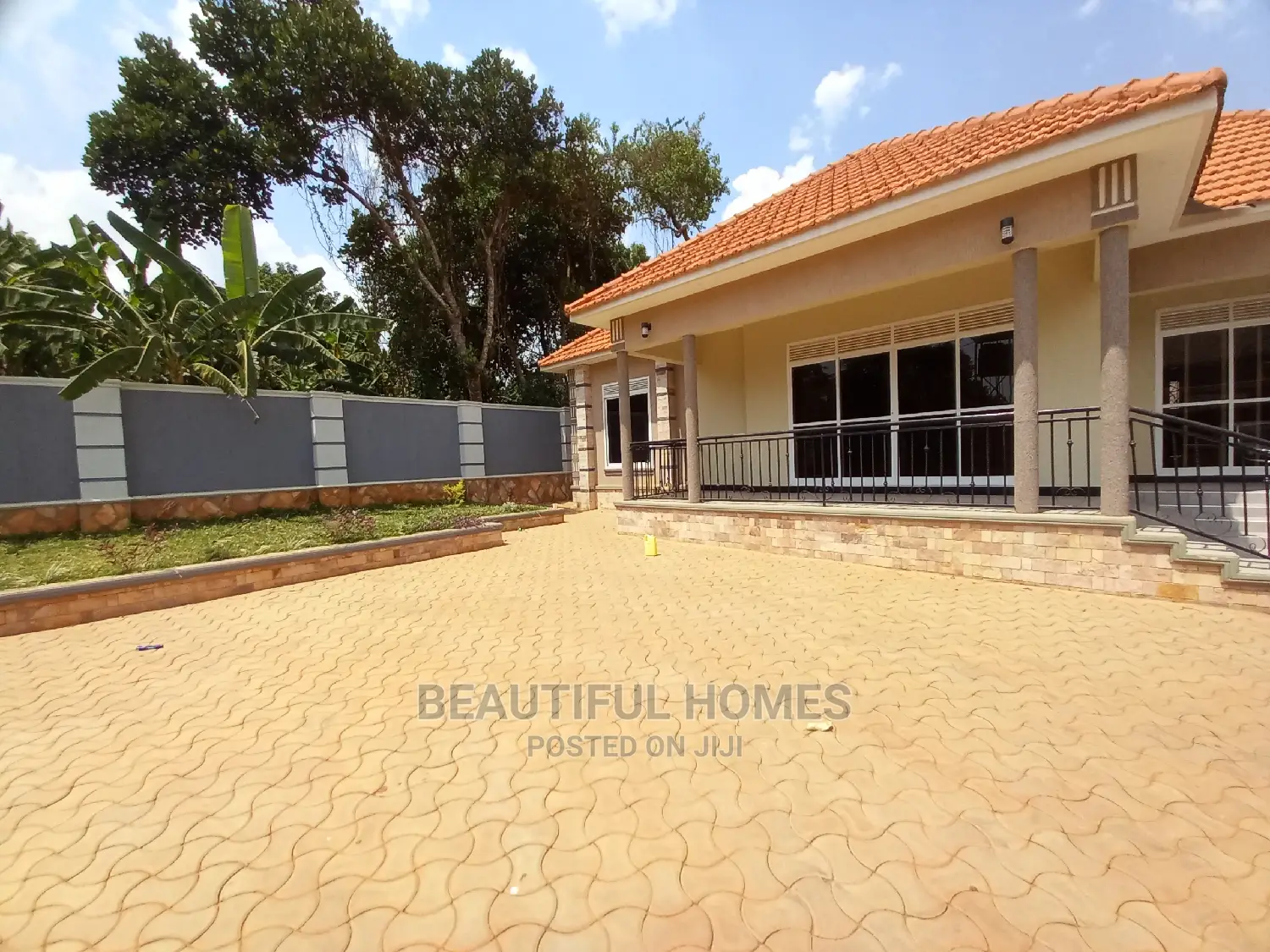 Furnished 4bdrm Bungalow in Kira for Sale in Kira