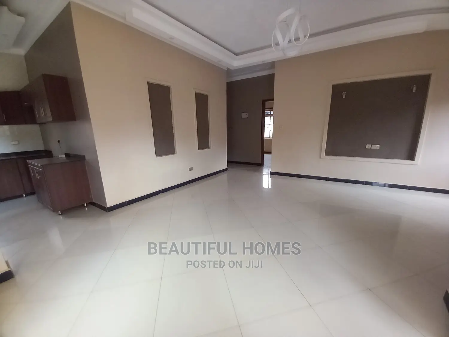 Furnished 4bdrm House in Posh Tarmack Estate, Kira for Sale in Kira