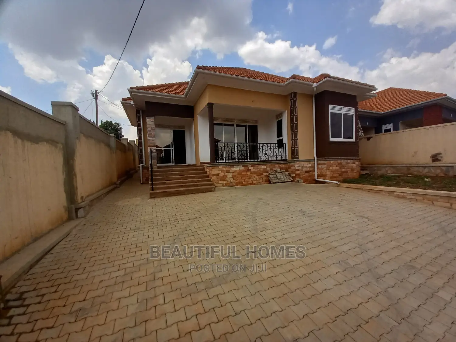 Furnished 4bdrm Bungalow in Gated Estate, Kira for Sale in Kira