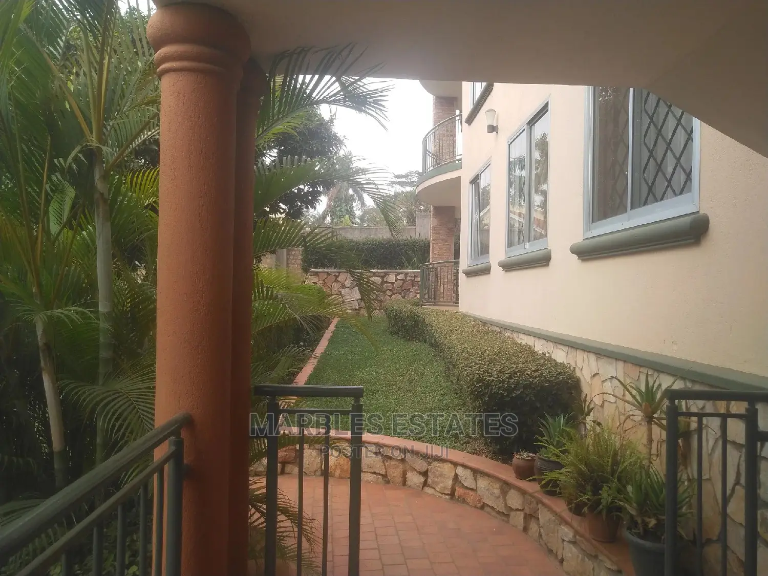 Furnished 3bdrm Apartment in Bugolobi, Central Division for Rent in Central Division