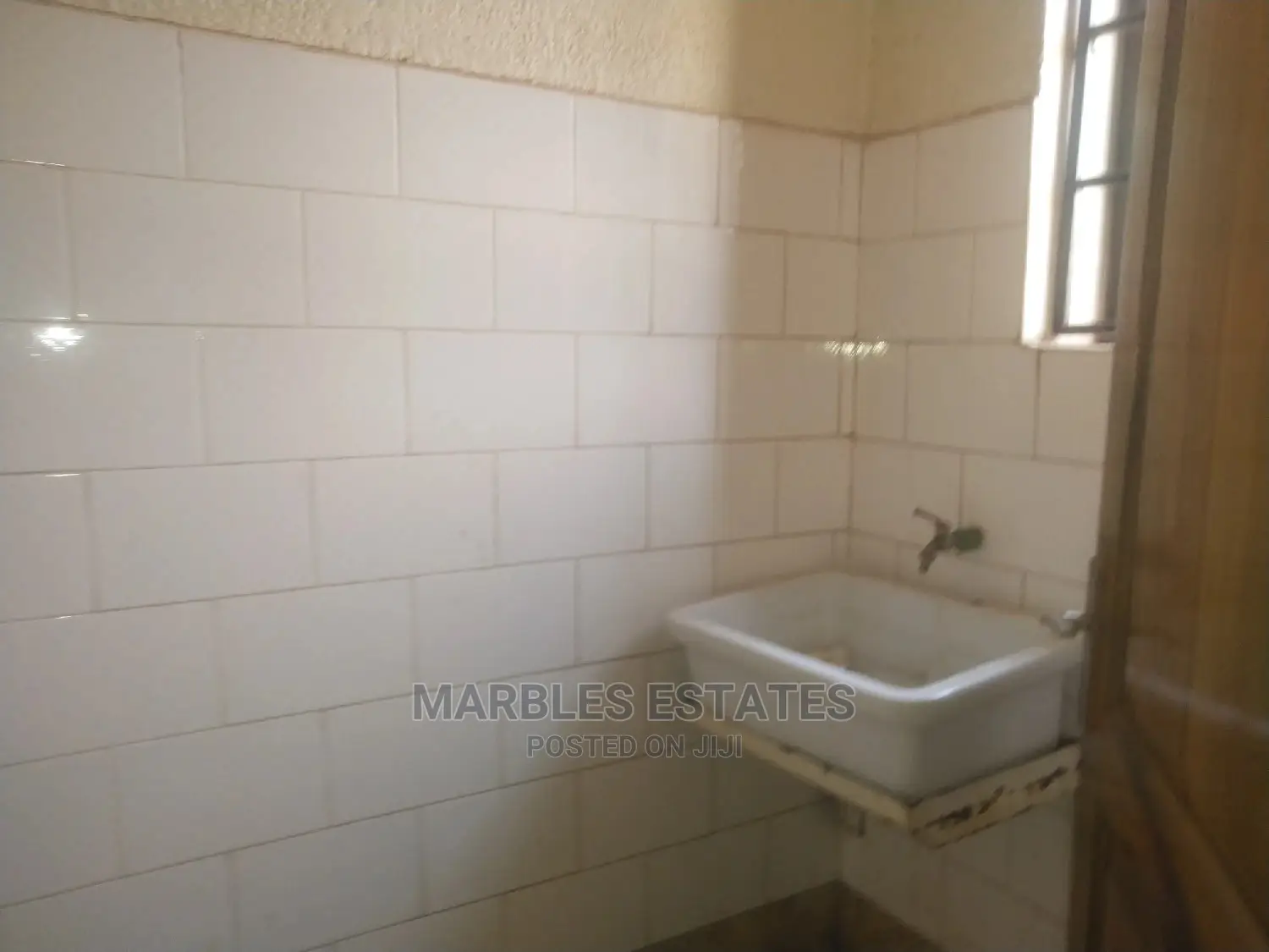 2bdrm Apartment in Bugolobi, Central Division for Rent in Central Division