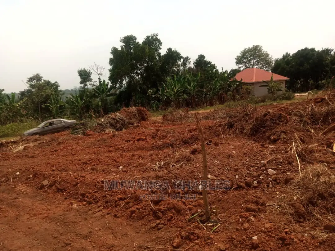 100by50ft for Sale in Buwate in Central Division