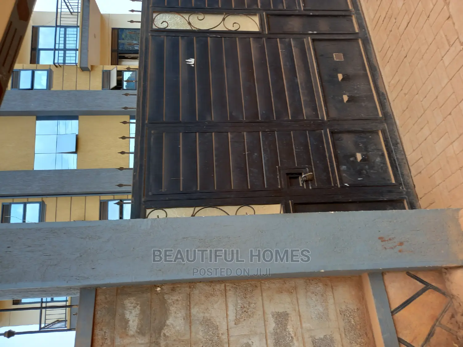 Furnished 2bdrm Apartment in Najjera, Central Division for Sale in Central Division