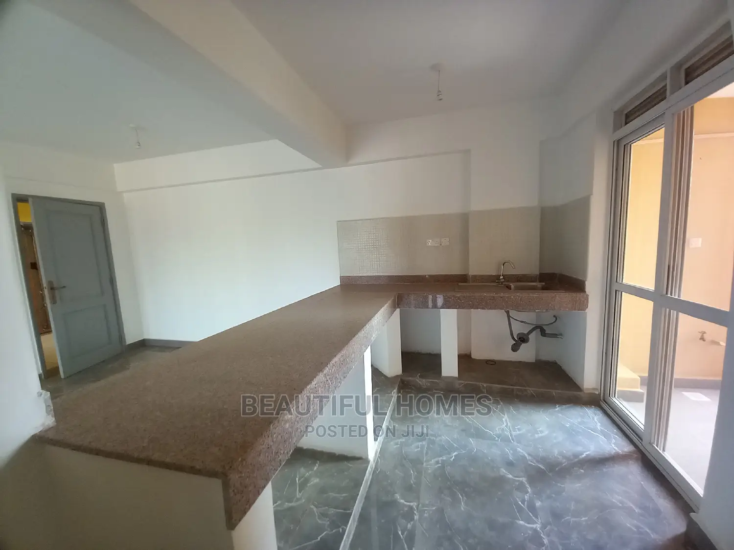 Furnished 2bdrm Apartment in Bukoto, Nakawa for Sale in Nakawa