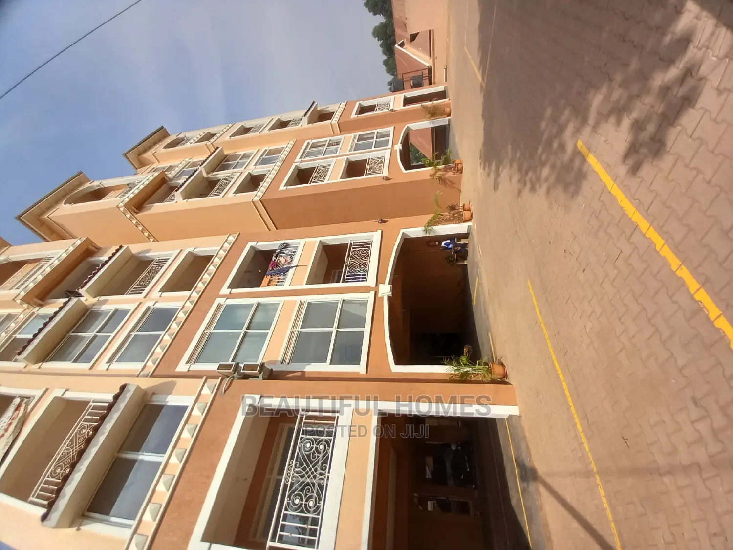 Furnished 2bdrm Condo in Bukoto, Nakawa for Sale in Nakawa