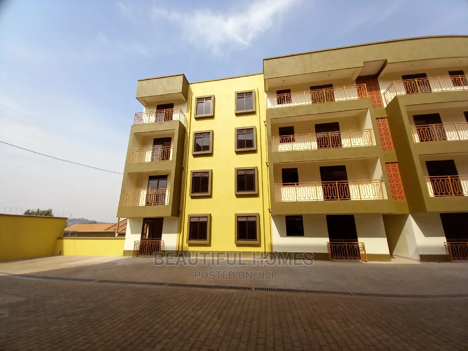 Furnished 3bdrm Condo in Kisaasi, Central Division for Sale in Central Division
