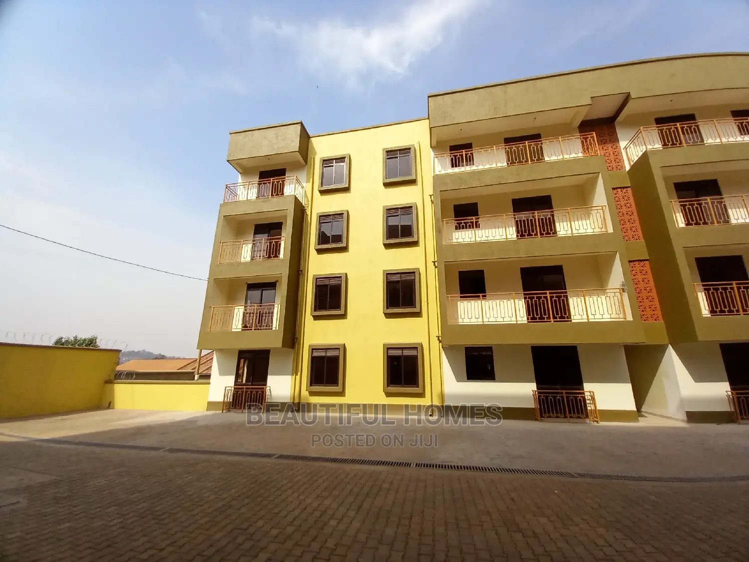 Furnished 3bdrm Condo in Kisaasi, Central Division for Sale in Central Division