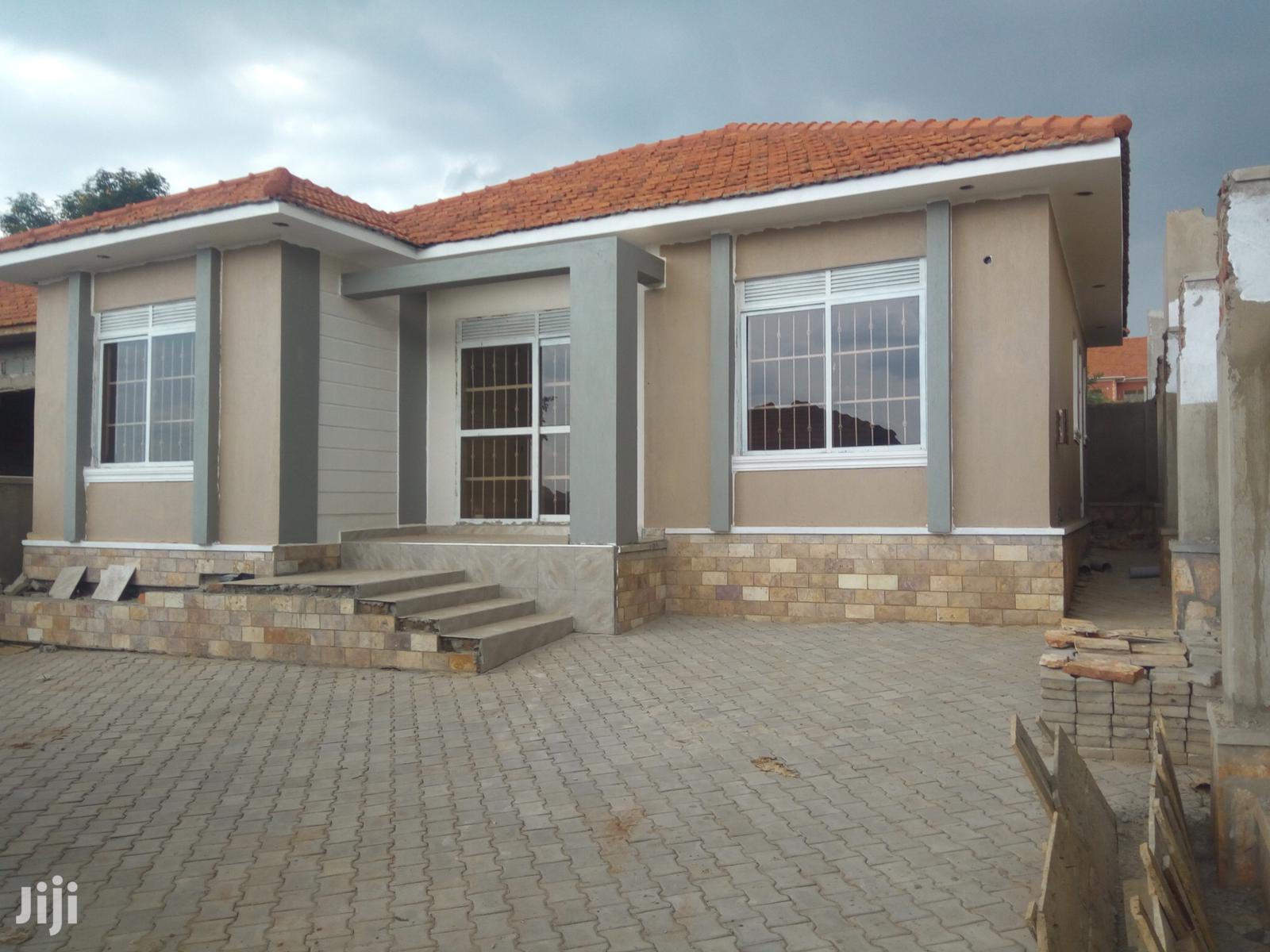 Kira First Class Neighbourhood House on Sell in Kampala