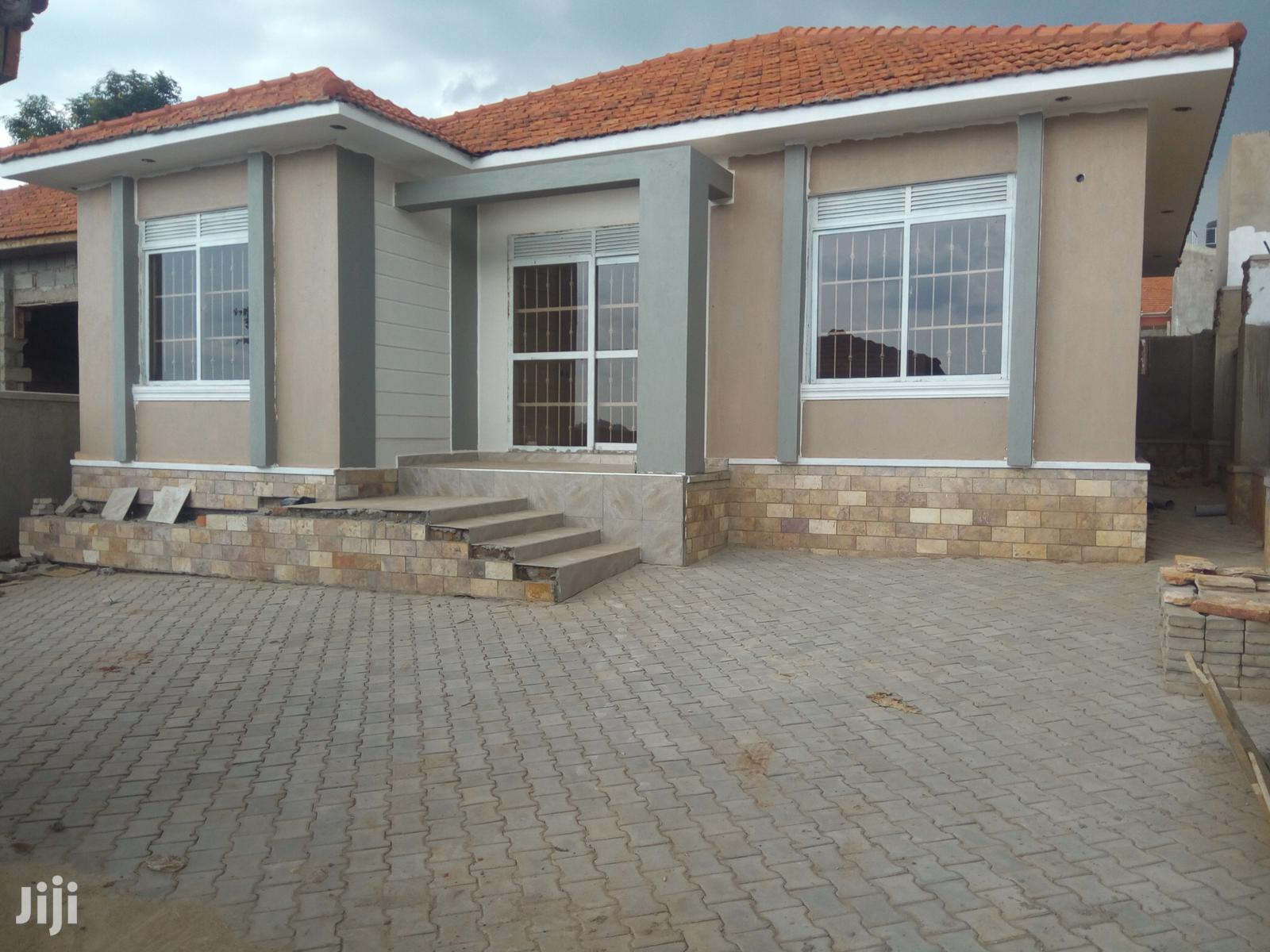 Kira First Class Neighbourhood House on Sell in Kampala