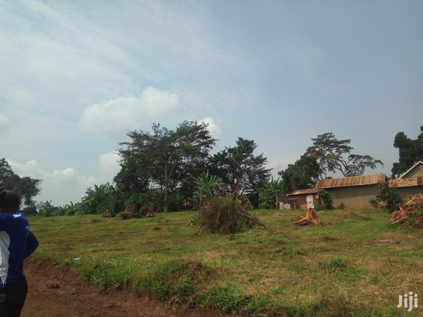 Kira Kimwani 25 Decimals Close Tarmack on Sell in Kampala